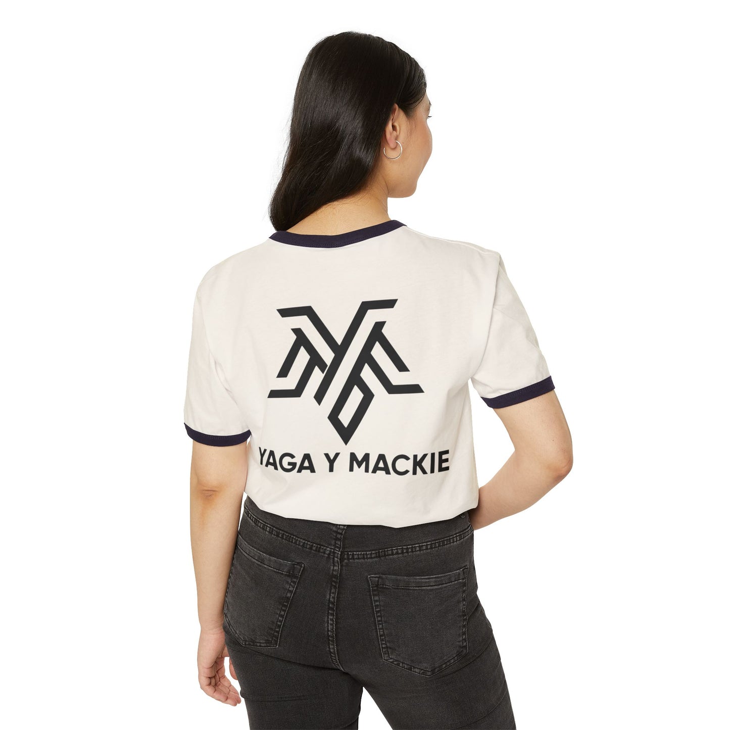 👕 Camiseta Unisex Estilo Ringer - Edición Especial Yaga & Mackie 🎶