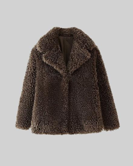 Women's Faux Fur Coat Elegant European & American Style Jacket for Any Occasion