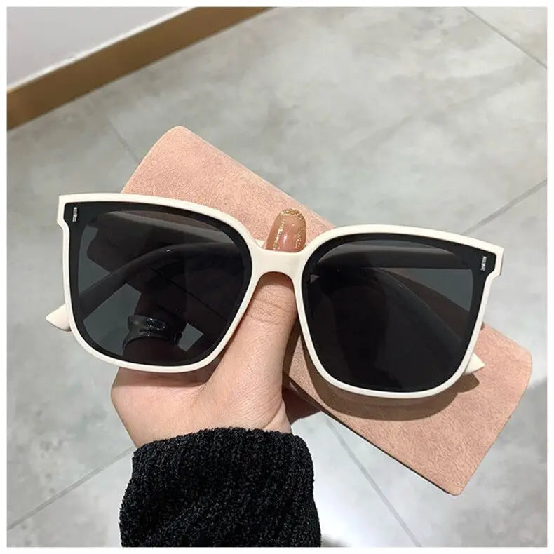 New Small Square Sunglasses - Retro Candy Colors for Women