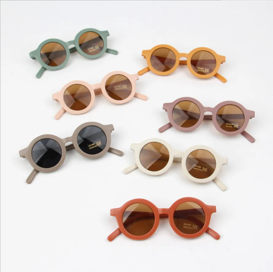 Trendy Children's Sunglasses: Frosted Glasses for 1-8 Year Olds with Decorative Runway Shades Parent-Child Style